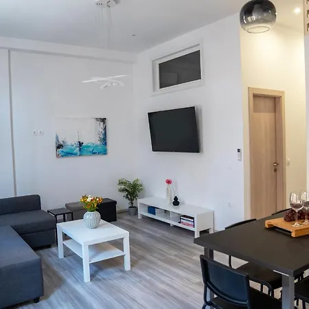 Central Suites Aegina 2 Exterior foto
