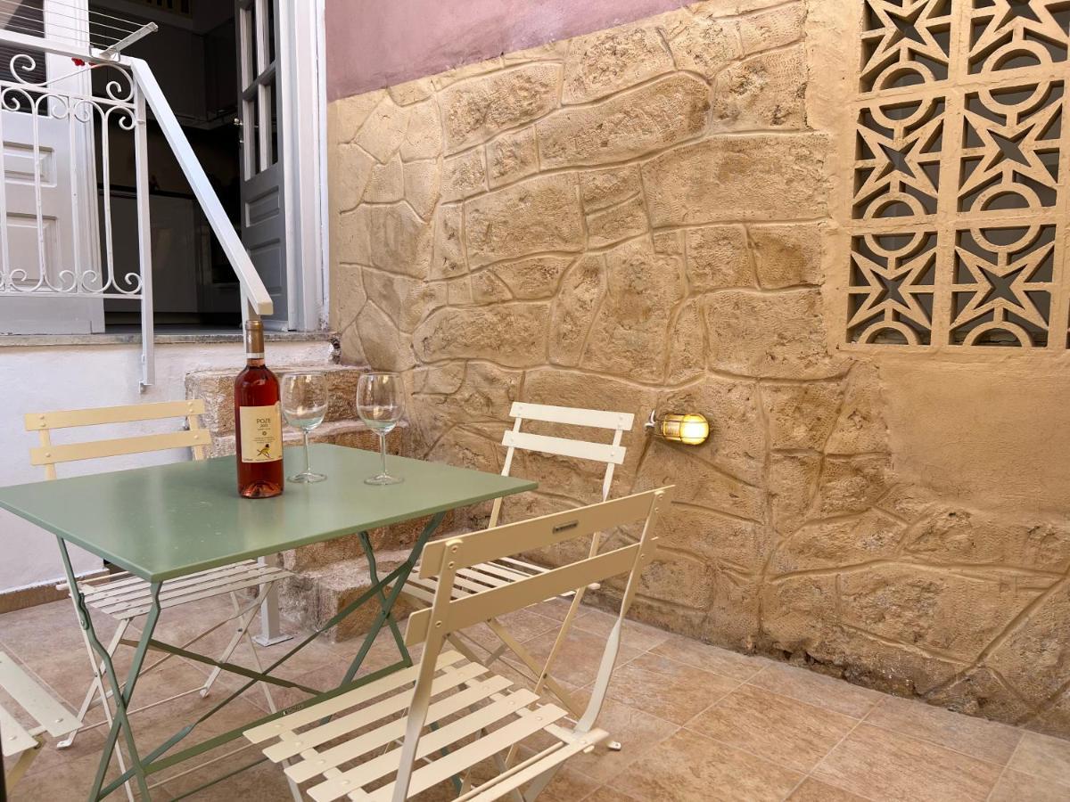 2 Aegina